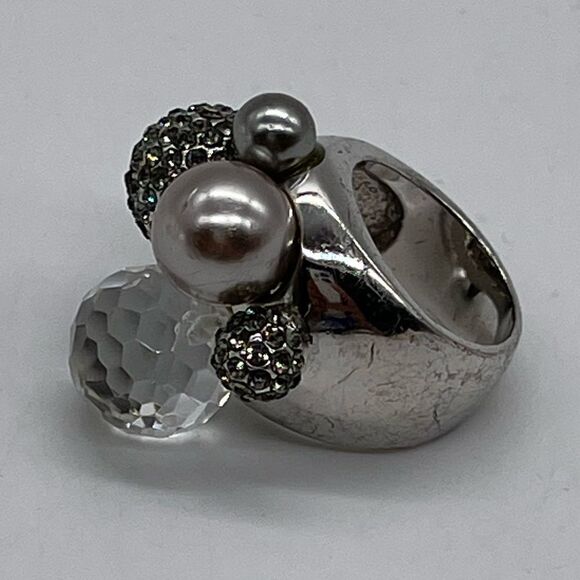 Statement Ring w/ Faux Pearl, Rhinestones and Crystal Decor on Silver Tone - Picture 5 of 5